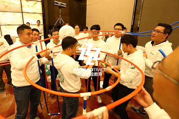 企業(yè)年會德凱德認(rèn)證活動(dòng)現(xiàn)場