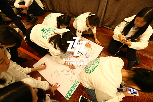 企業(yè)年會德凱德認(rèn)證活動(dòng)現(xiàn)場